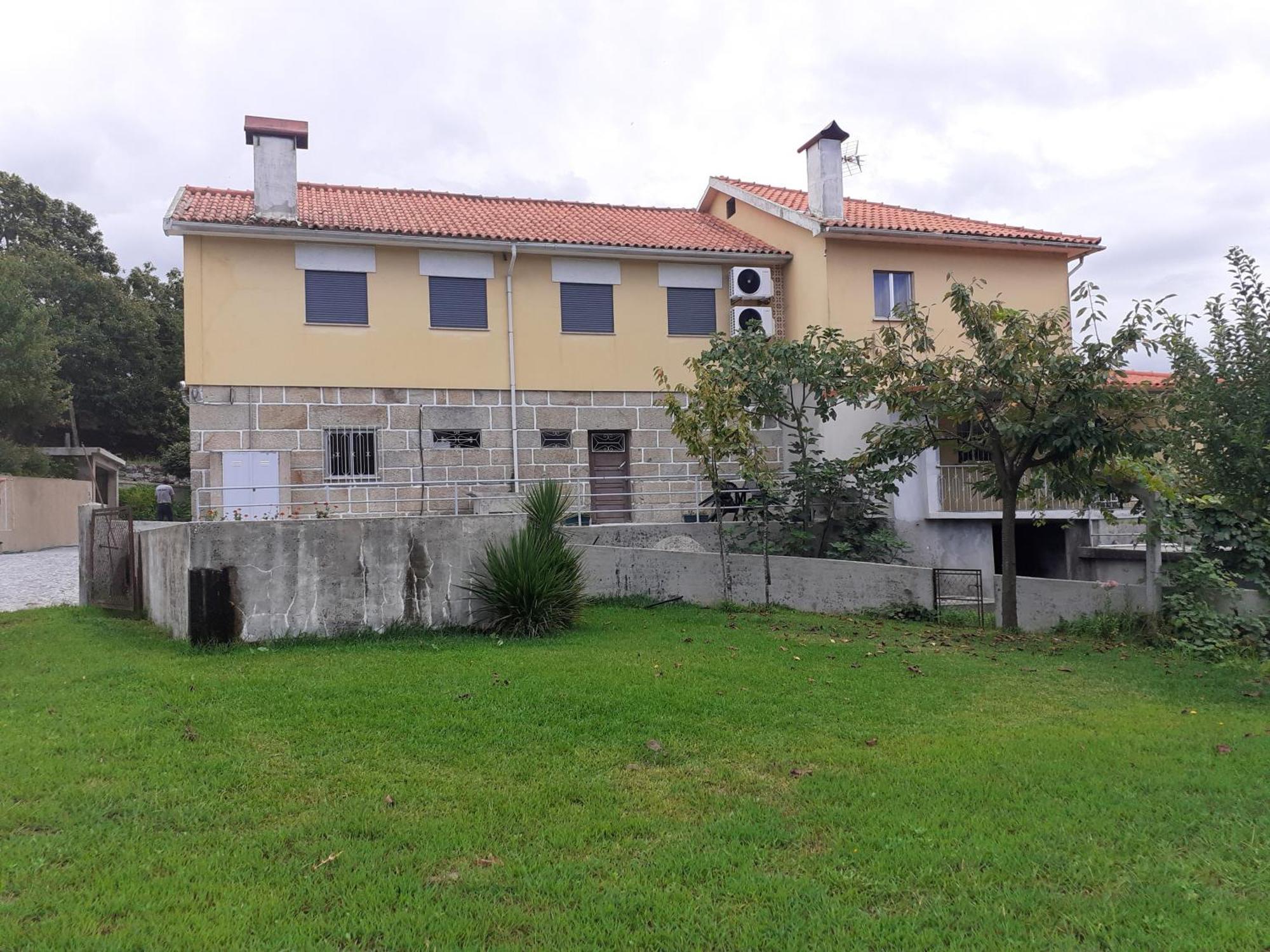 Alojamento Rodrigues Arcos de Valdevez Ngoại thất bức ảnh