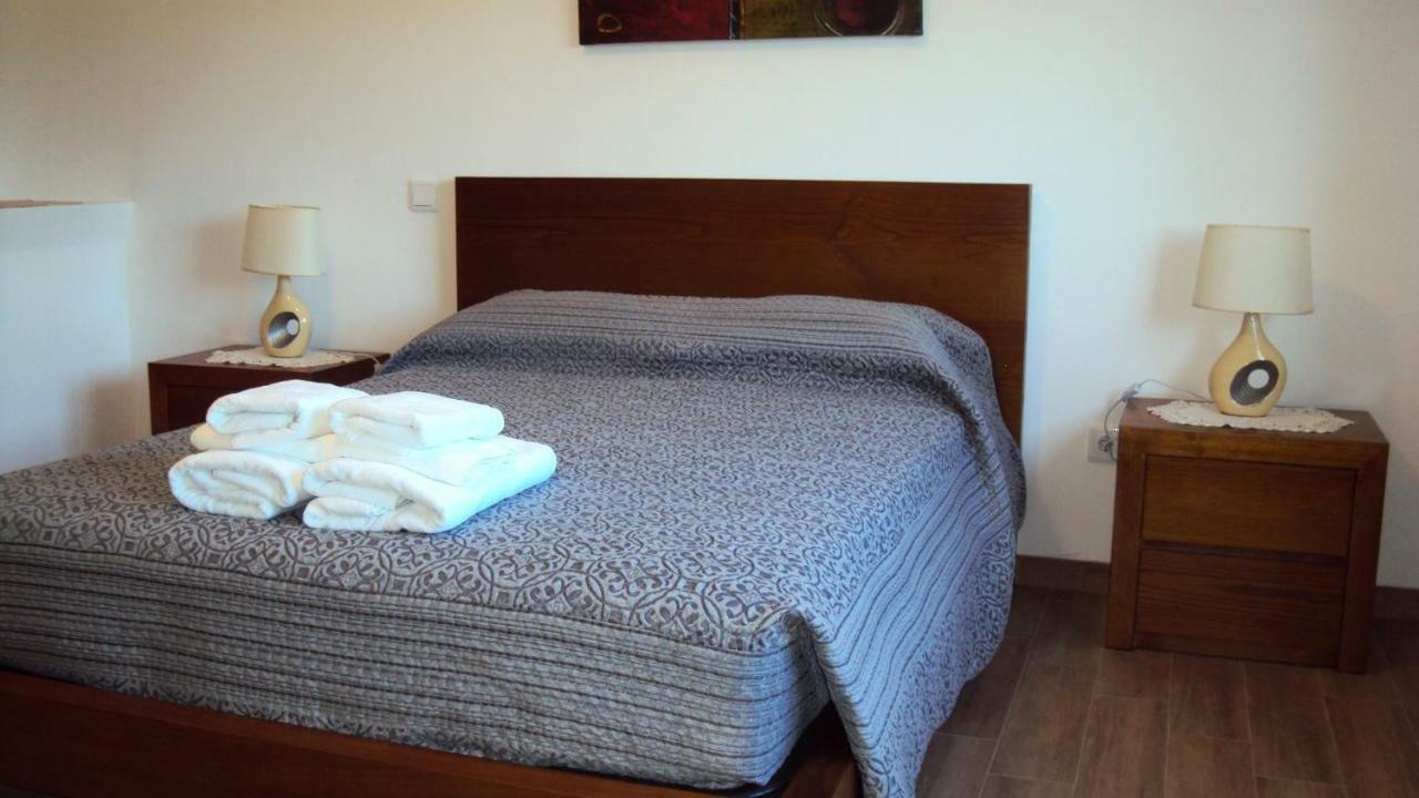 Alojamento Rodrigues Arcos de Valdevez Ngoại thất bức ảnh